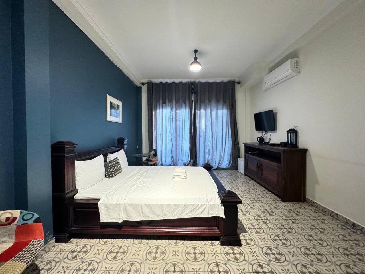 The J Break Boutique Hotel Kampot Bagian luar foto