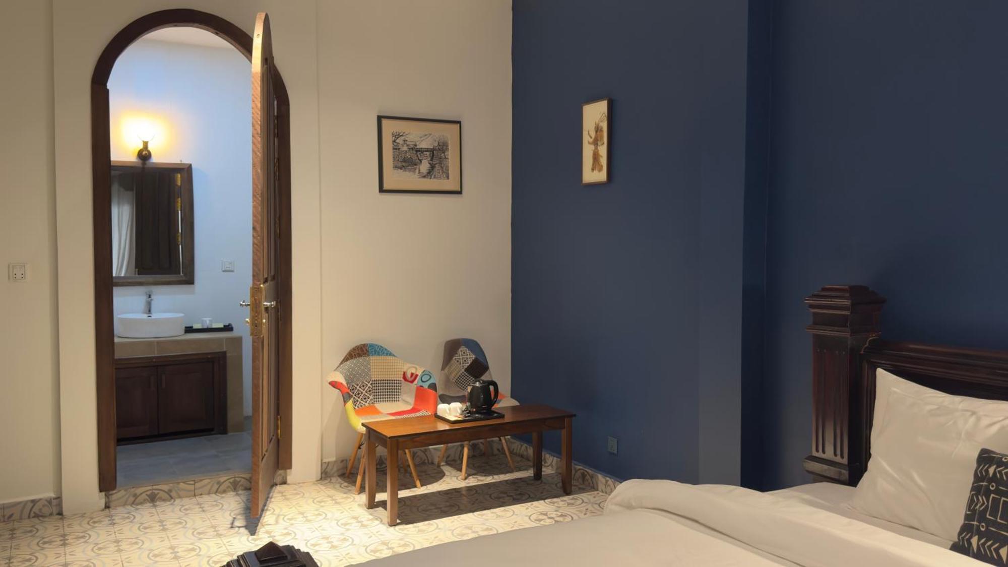 The J Break Boutique Hotel Kampot Bagian luar foto