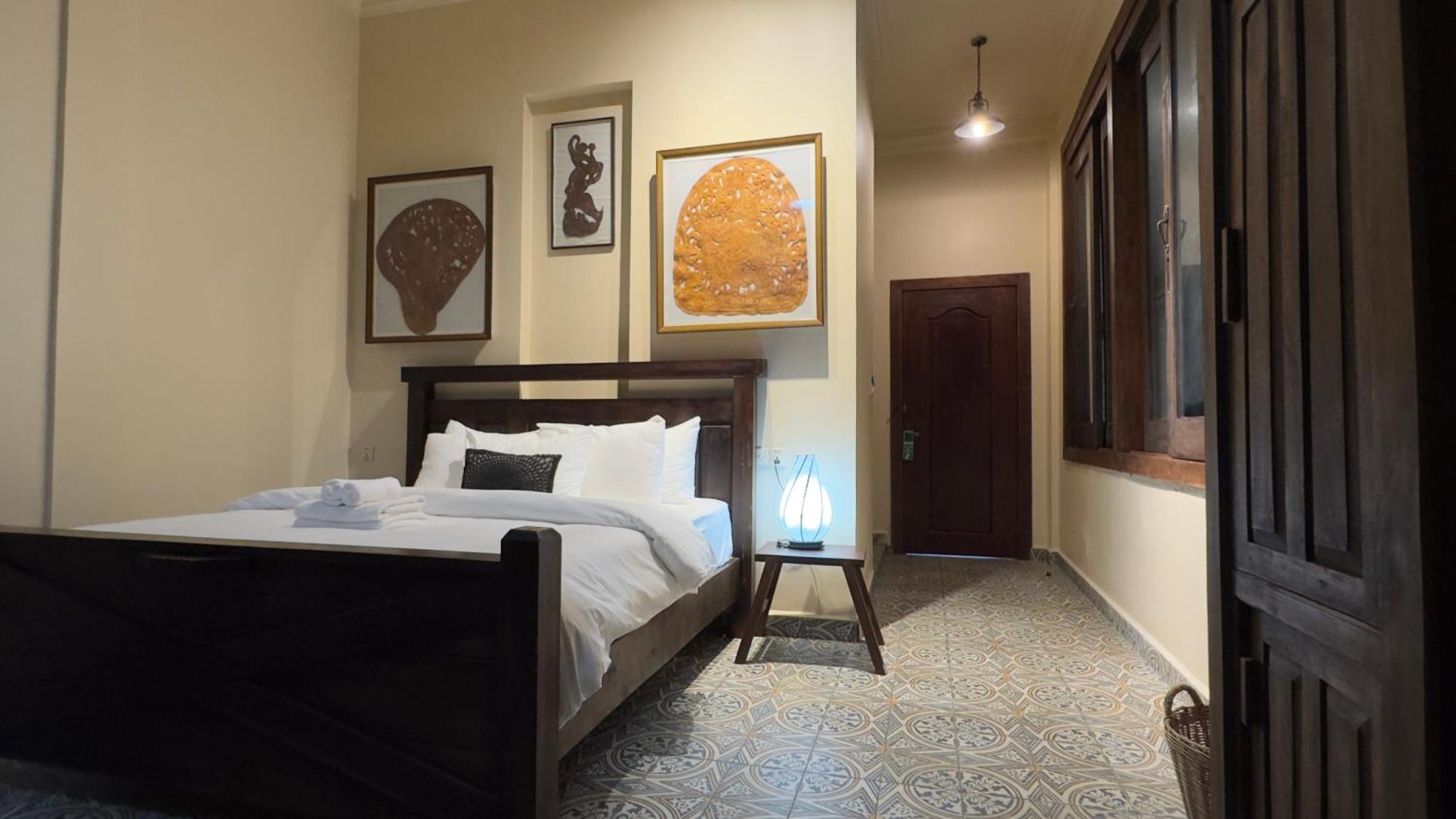 The J Break Boutique Hotel Kampot Bagian luar foto