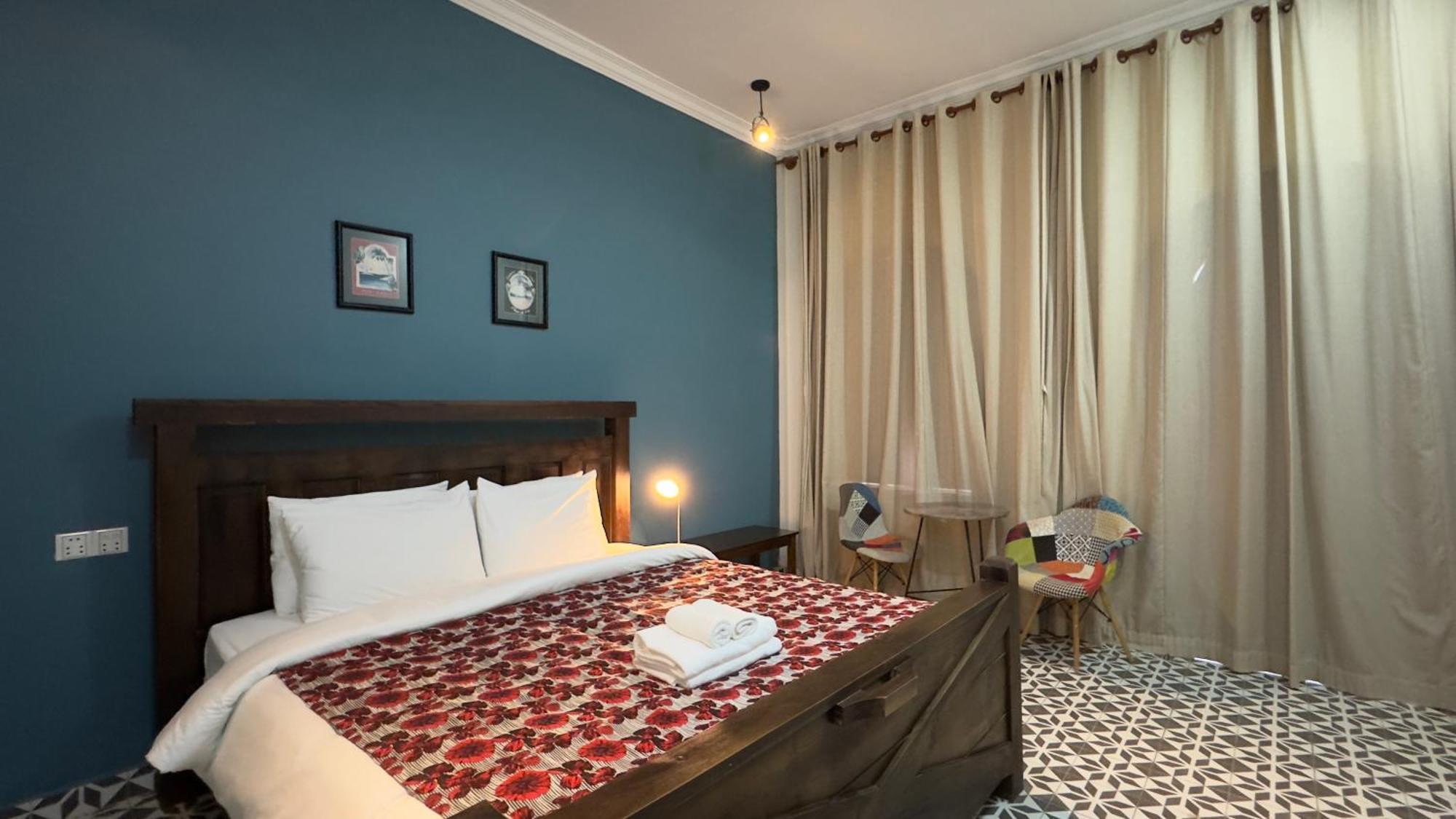 The J Break Boutique Hotel Kampot Bagian luar foto