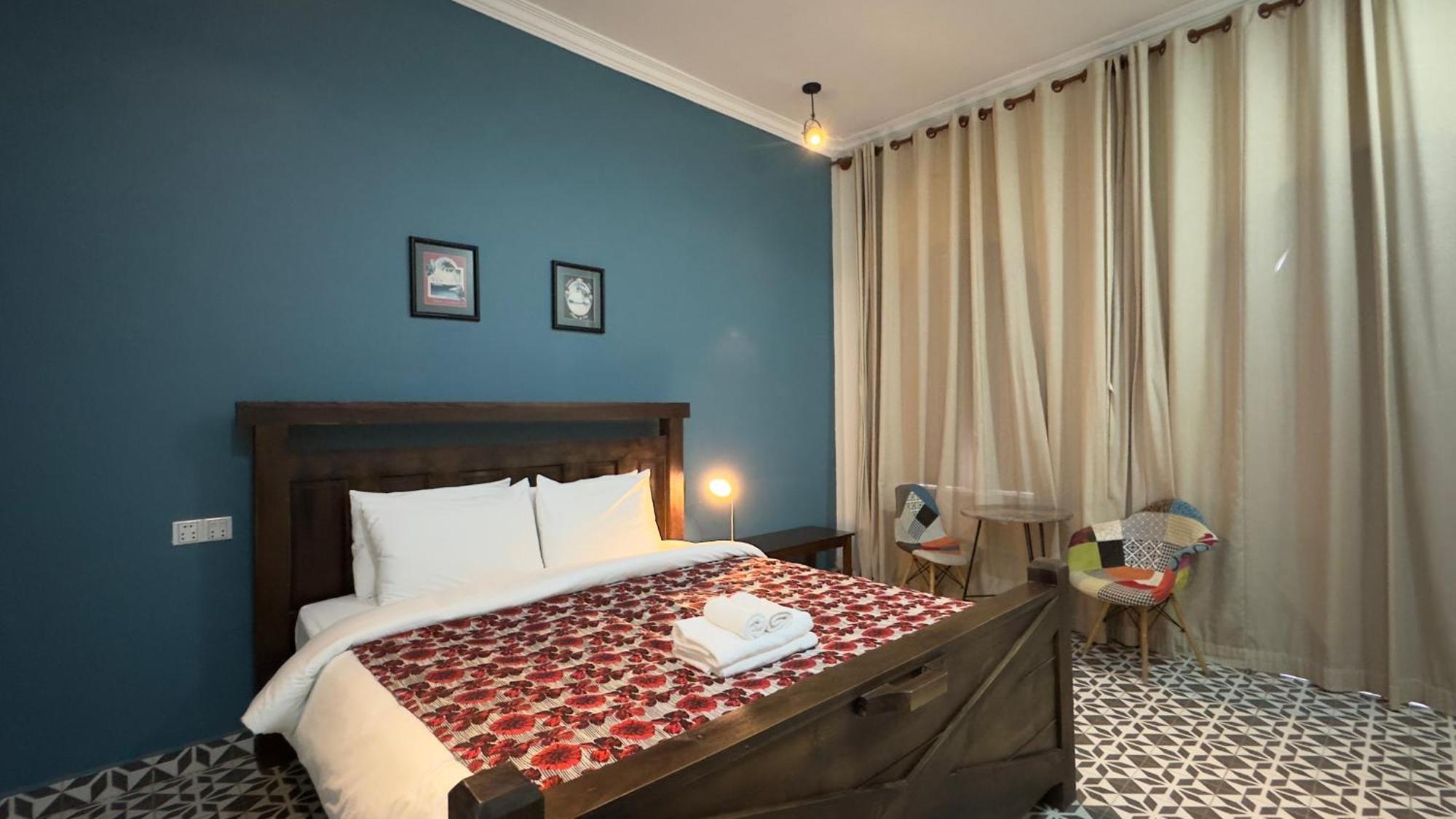 The J Break Boutique Hotel Kampot Bagian luar foto
